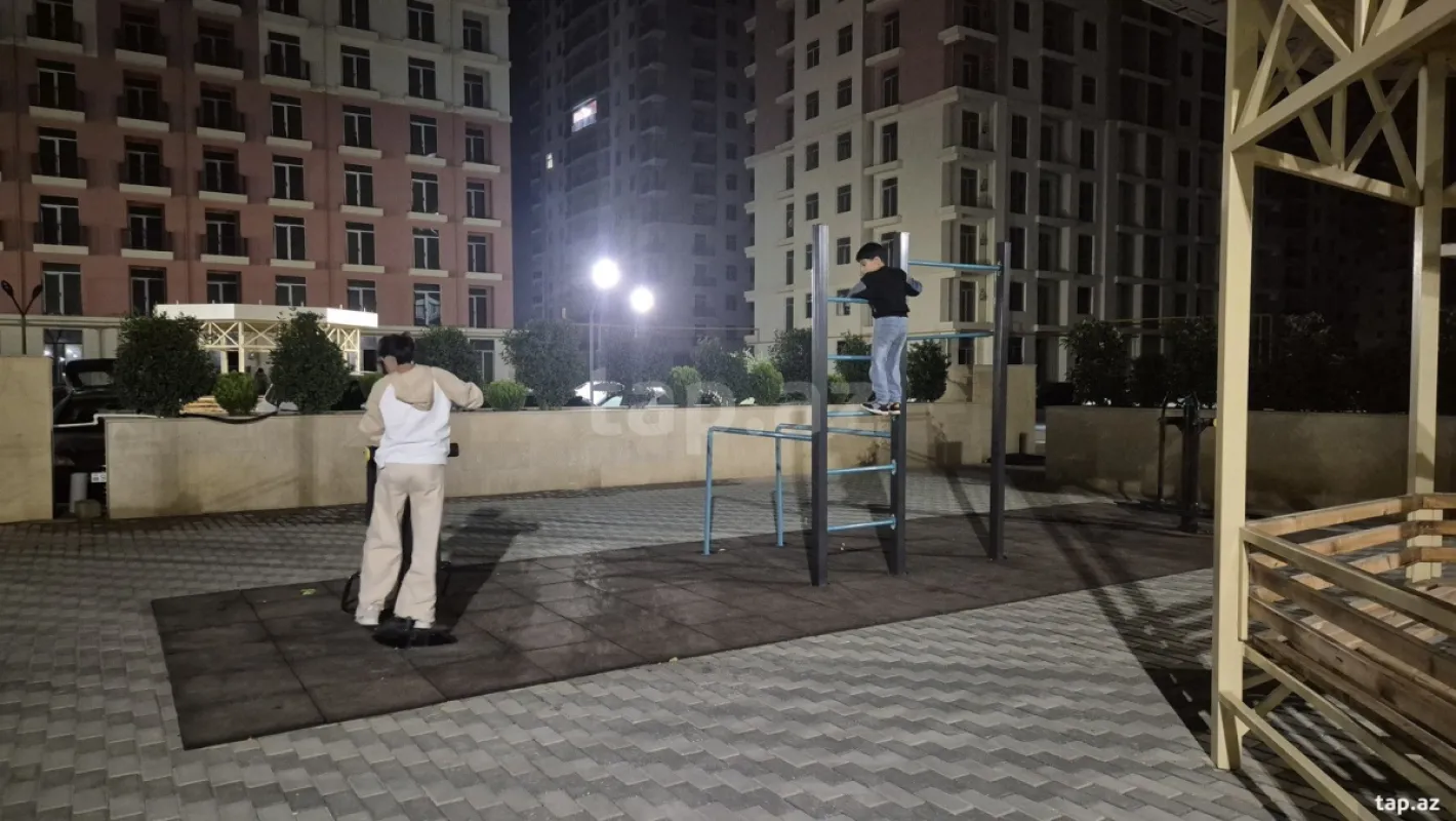 Kirayə verilir 2 otaqlı yeni tikili 77 m²