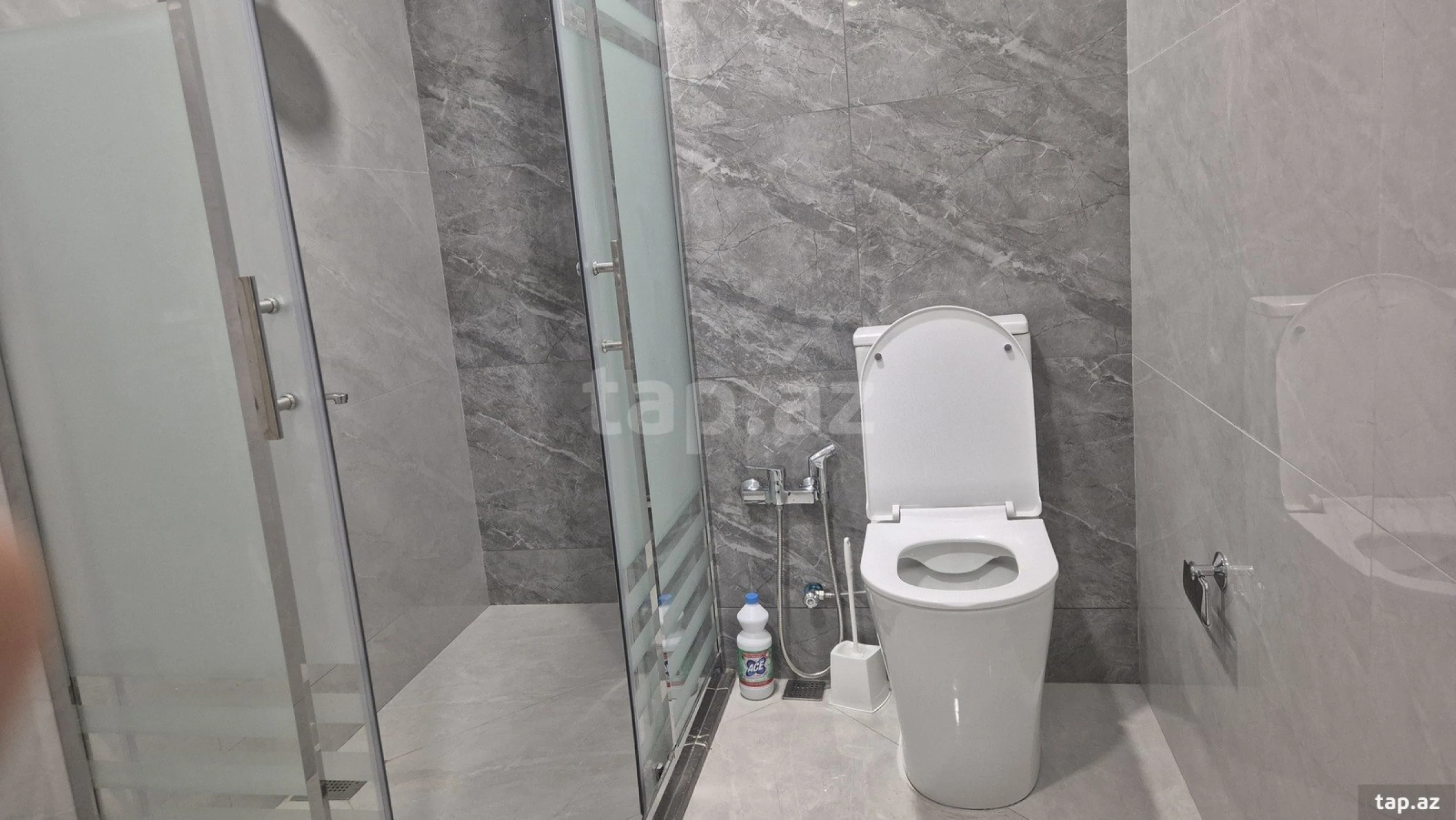 Kirayə verilir 2 otaqlı yeni tikili 77 m²
