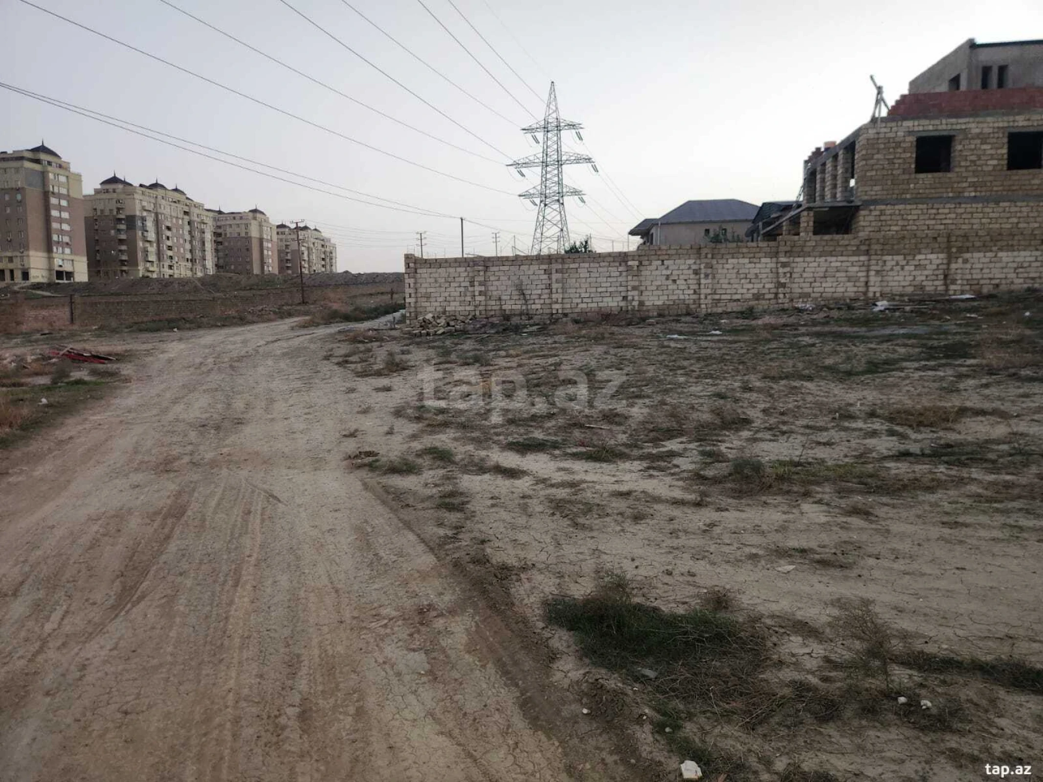 Satılır torpaq sahəsi