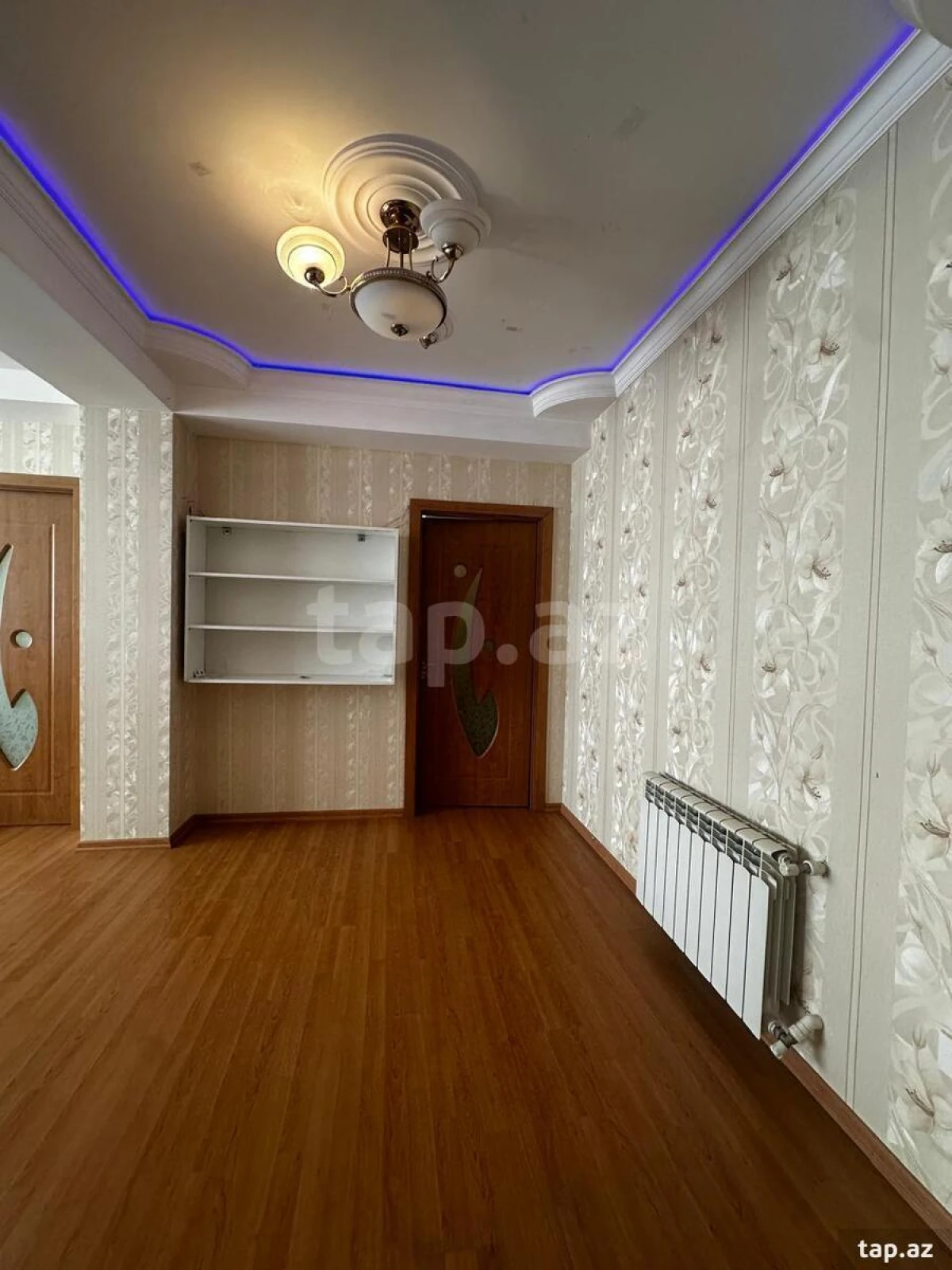 Satılır 3 otaqlı yeni tikili 75 m²