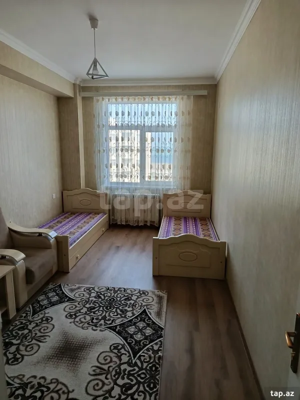 Kirayə verilir 4 otaqlı yeni tikili 110 m²