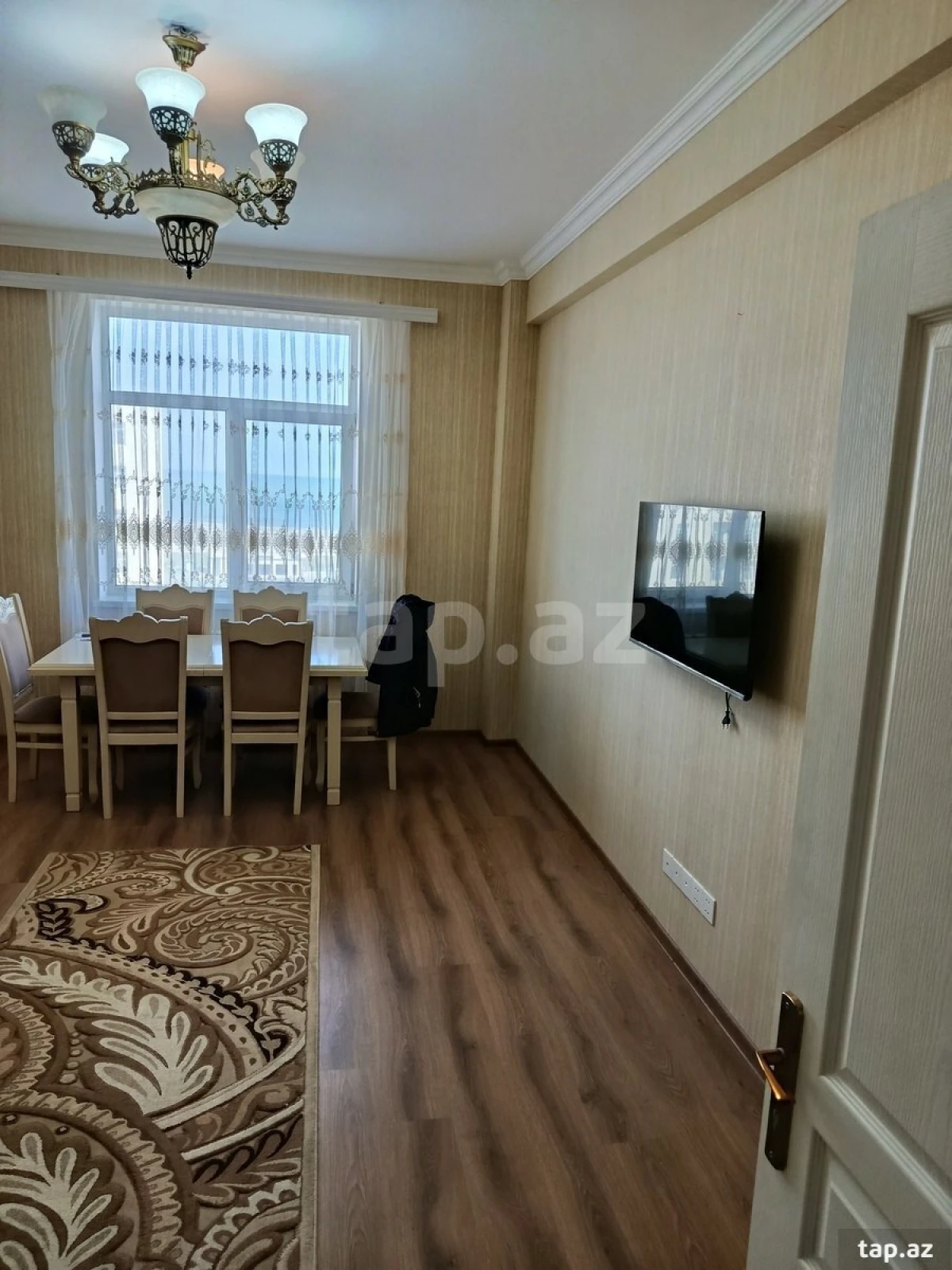 Kirayə verilir 4 otaqlı yeni tikili 110 m²