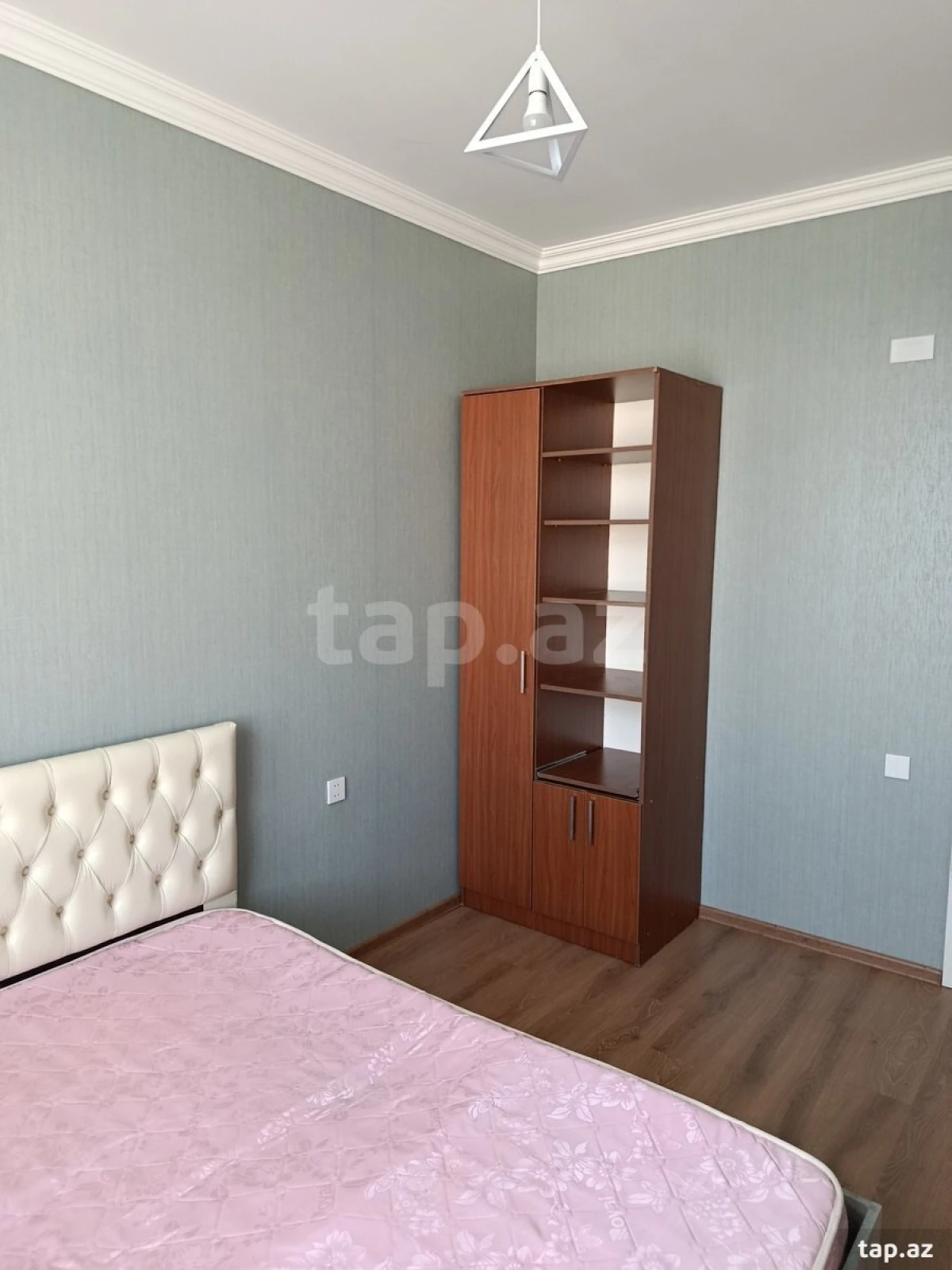 Kirayə verilir 4 otaqlı yeni tikili 110 m²