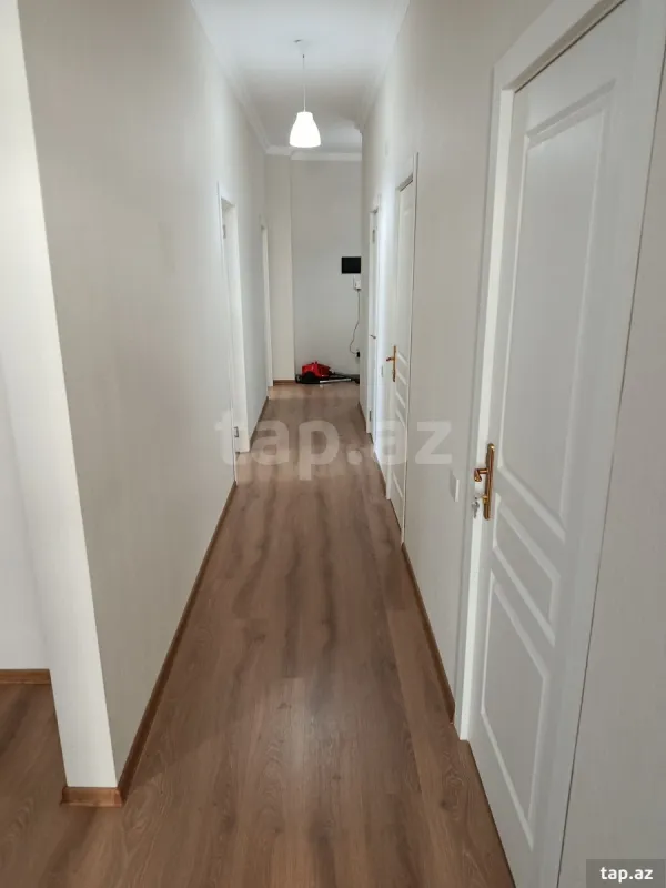 Kirayə verilir 4 otaqlı yeni tikili 110 m²