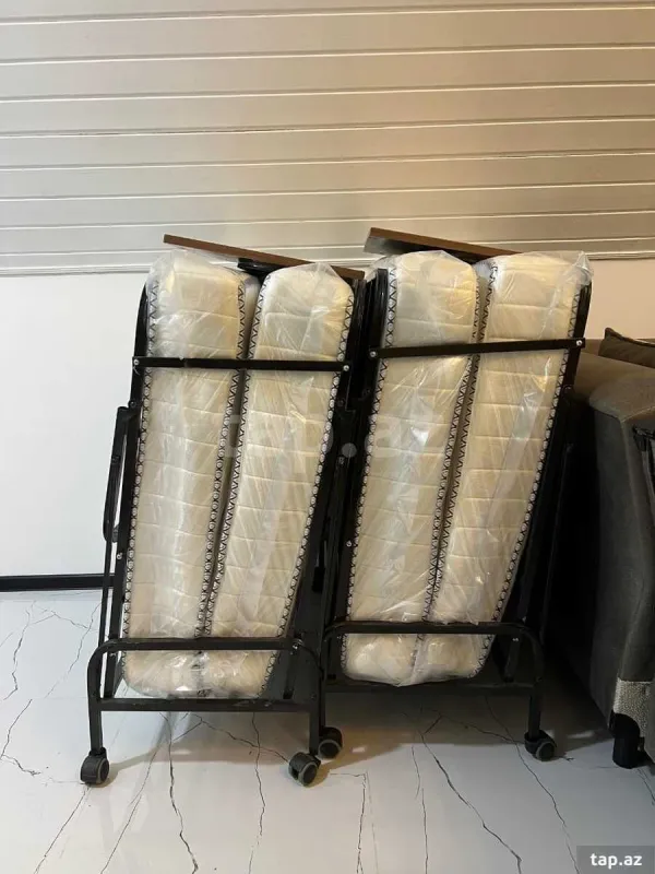 Kirayə verilir 3 otaqlı həyət evi