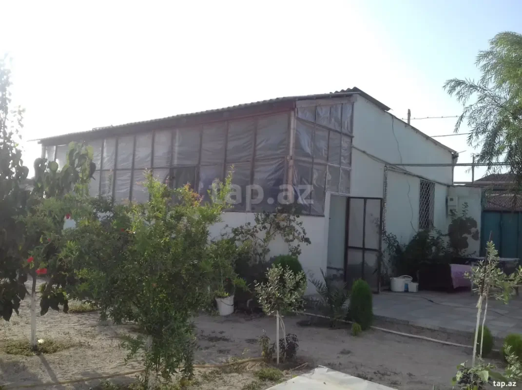 Satılır 2 otaqlı həyət evi 70 m²