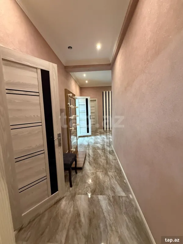 Satılır 2 otaqlı yeni tikili 110 m²