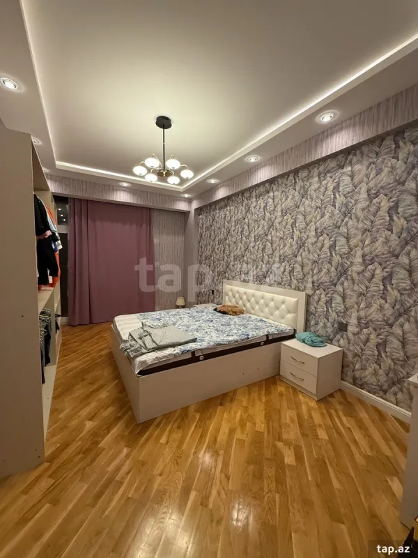 Satılır 2 otaqlı yeni tikili 110 m²