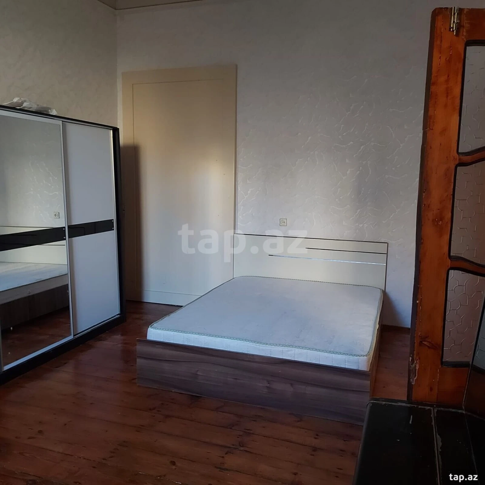 Satılır 3 otaqlı mənzil 56 m²