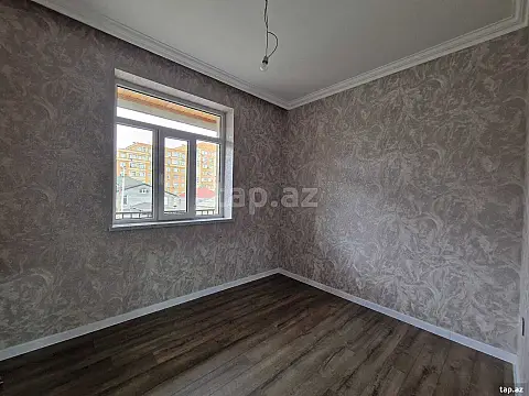 Satılır 5 otaqlı həyət evi