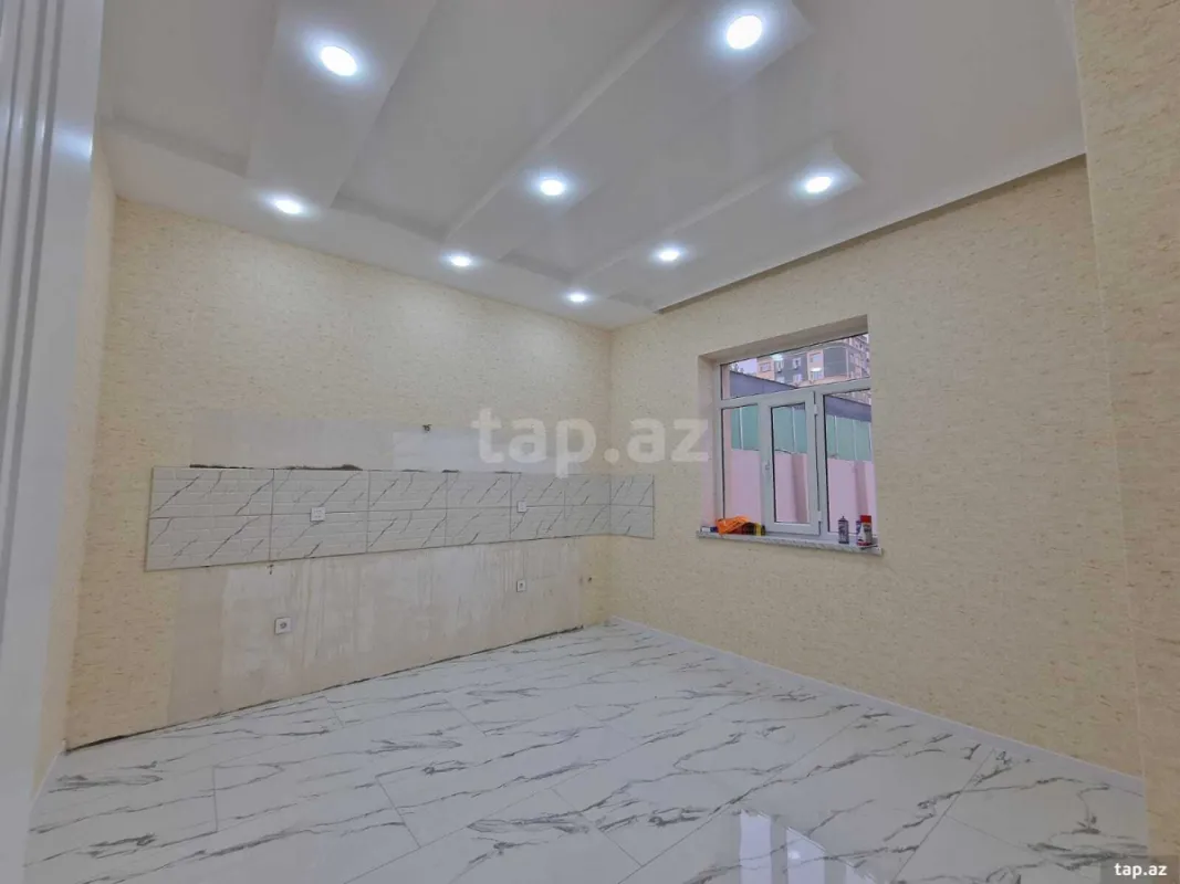 Satılır 5 otaqlı həyət evi