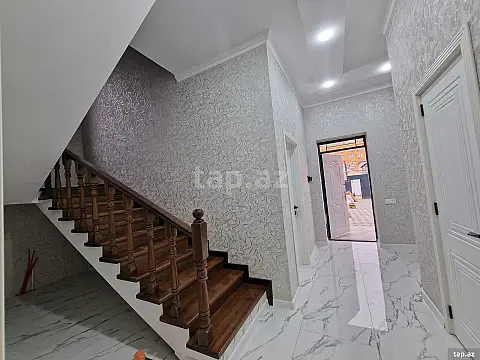 Satılır 5 otaqlı həyət evi