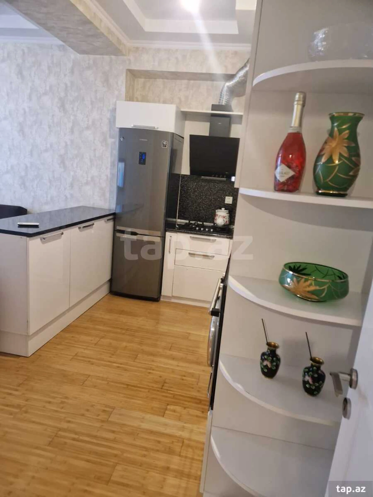 Kirayə verilir 3 otaqlı yeni tikili 70 m²