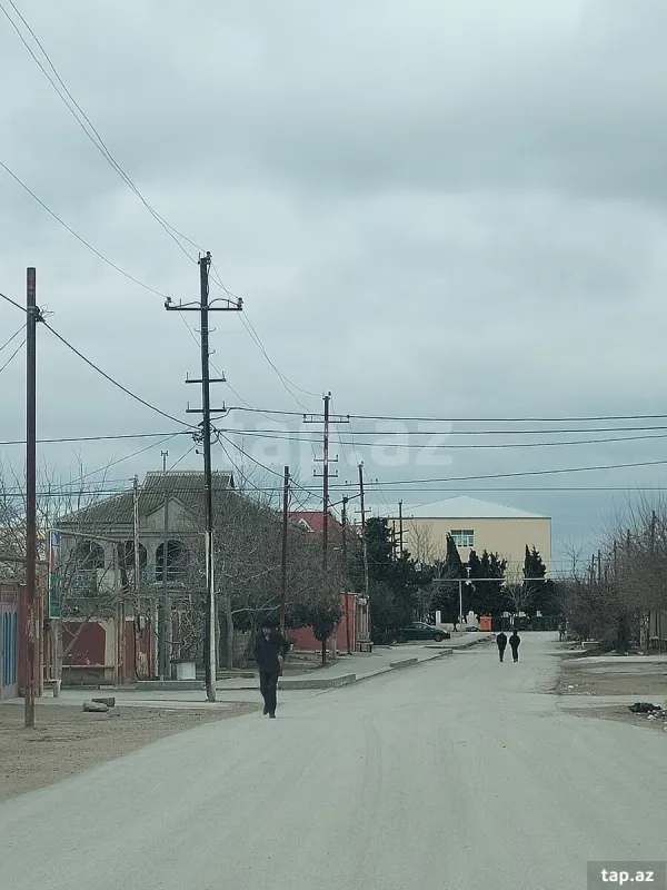 Satılır 3 otaqlı həyət evi