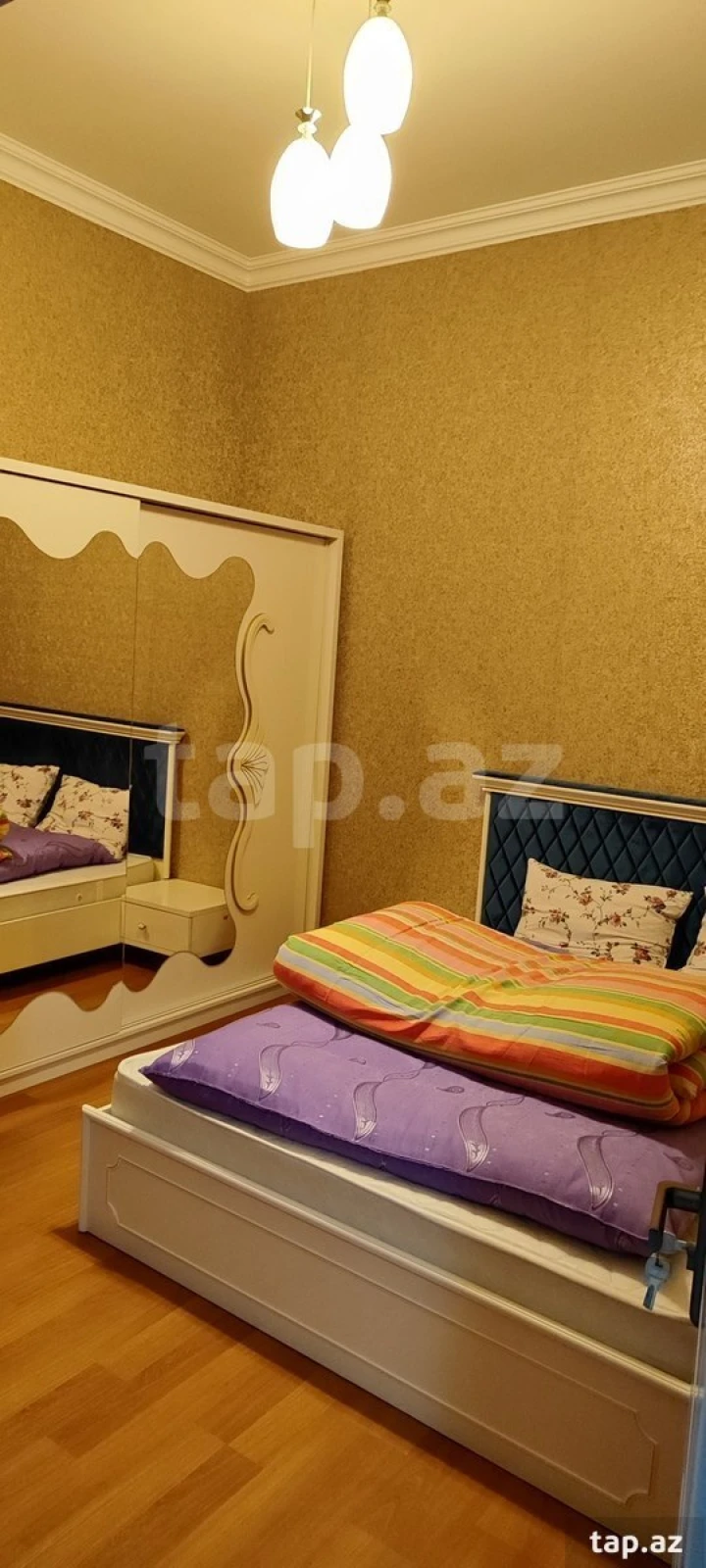 Satılır 5 otaqlı həyət evi