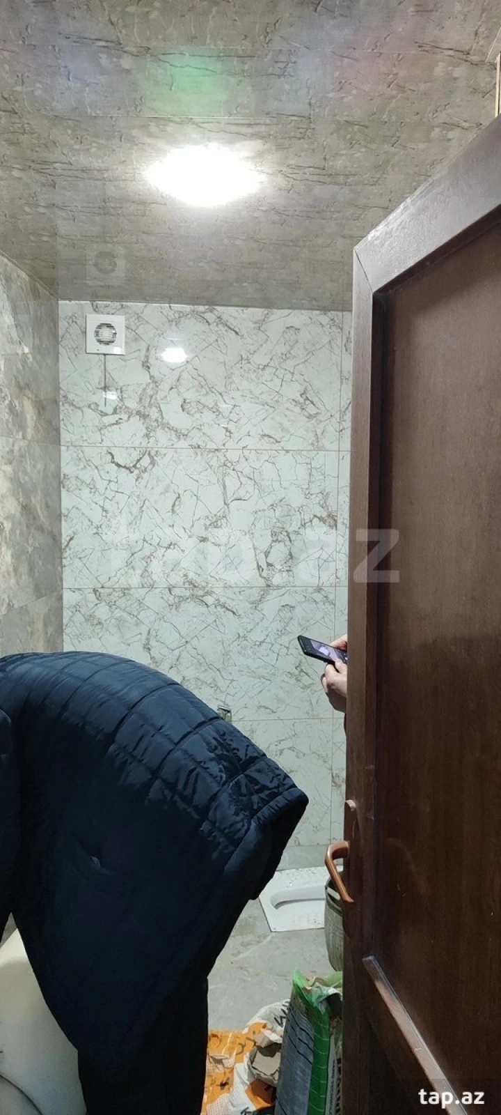 Satılır 5 otaqlı həyət evi