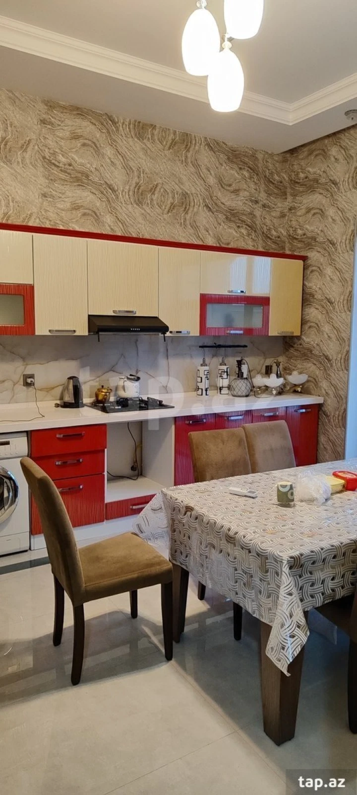 Satılır 5 otaqlı həyət evi