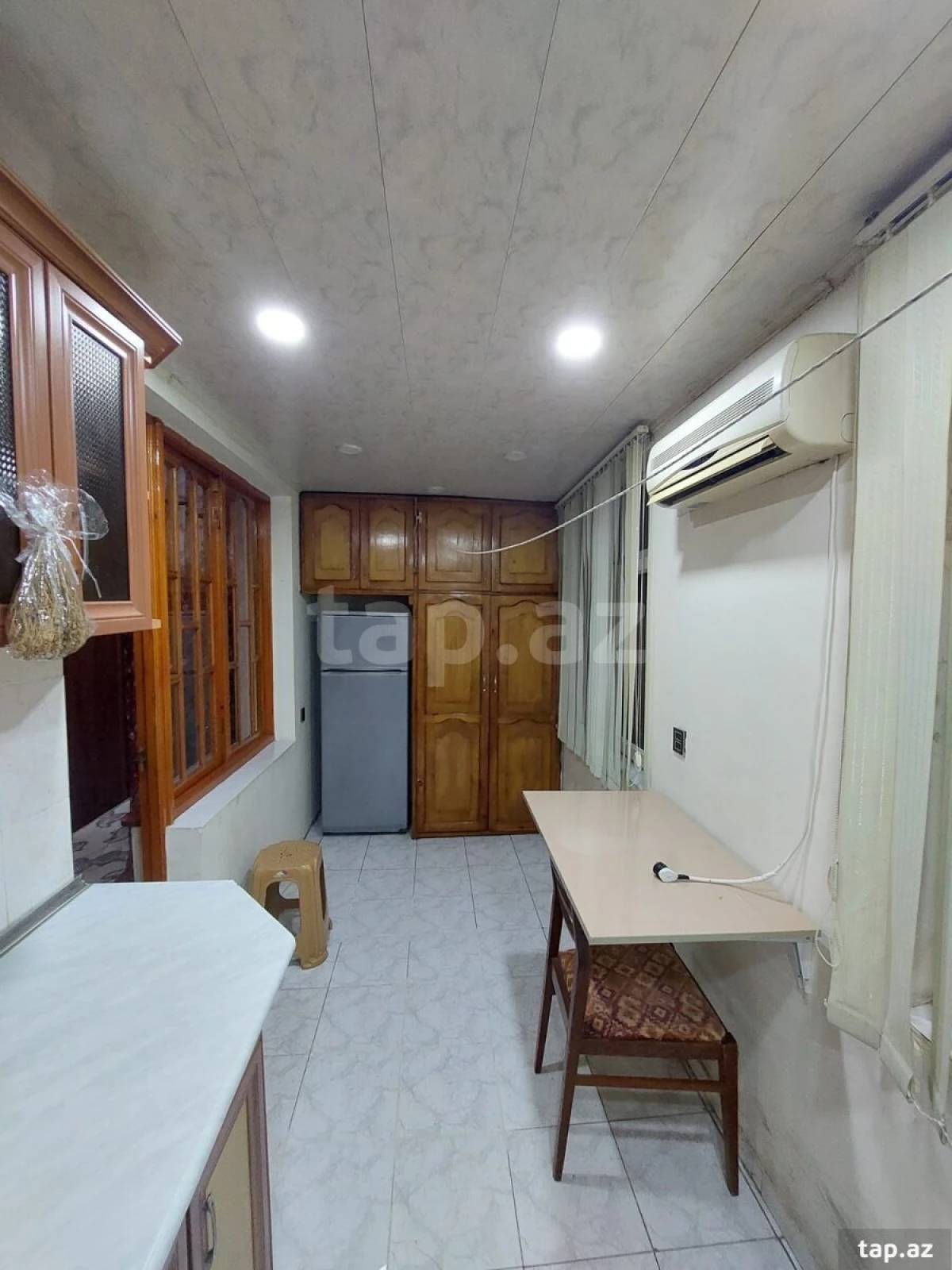 Satılır 2 otaqlı mənzil 42 m²