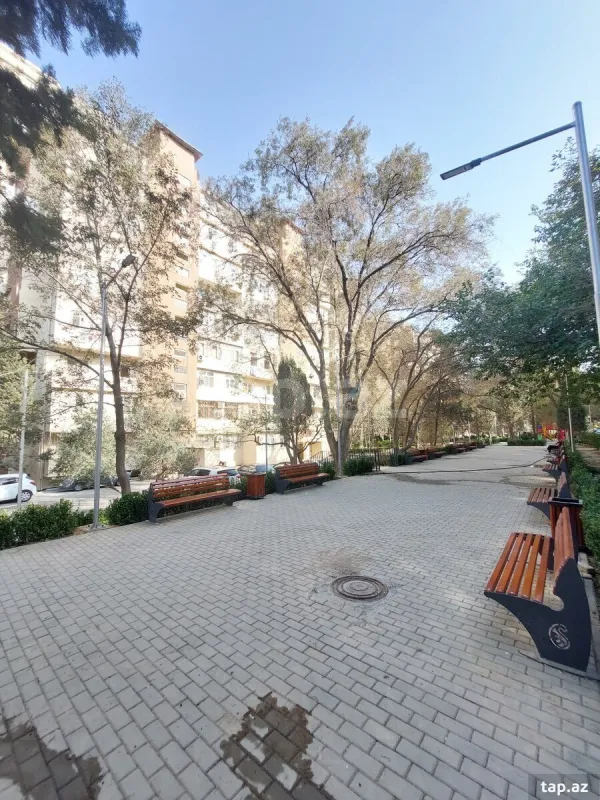 Satılır 2 otaqlı mənzil 42 m²