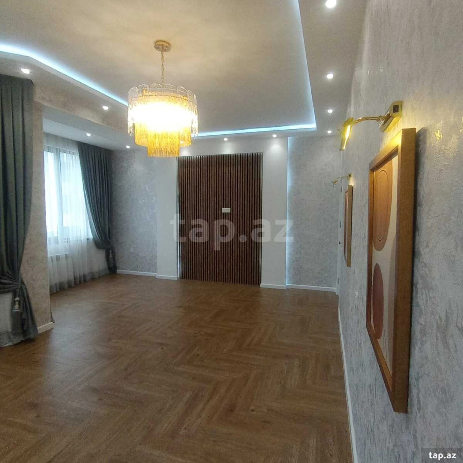 Satılır 3 otaqlı yeni tikili 130 m²