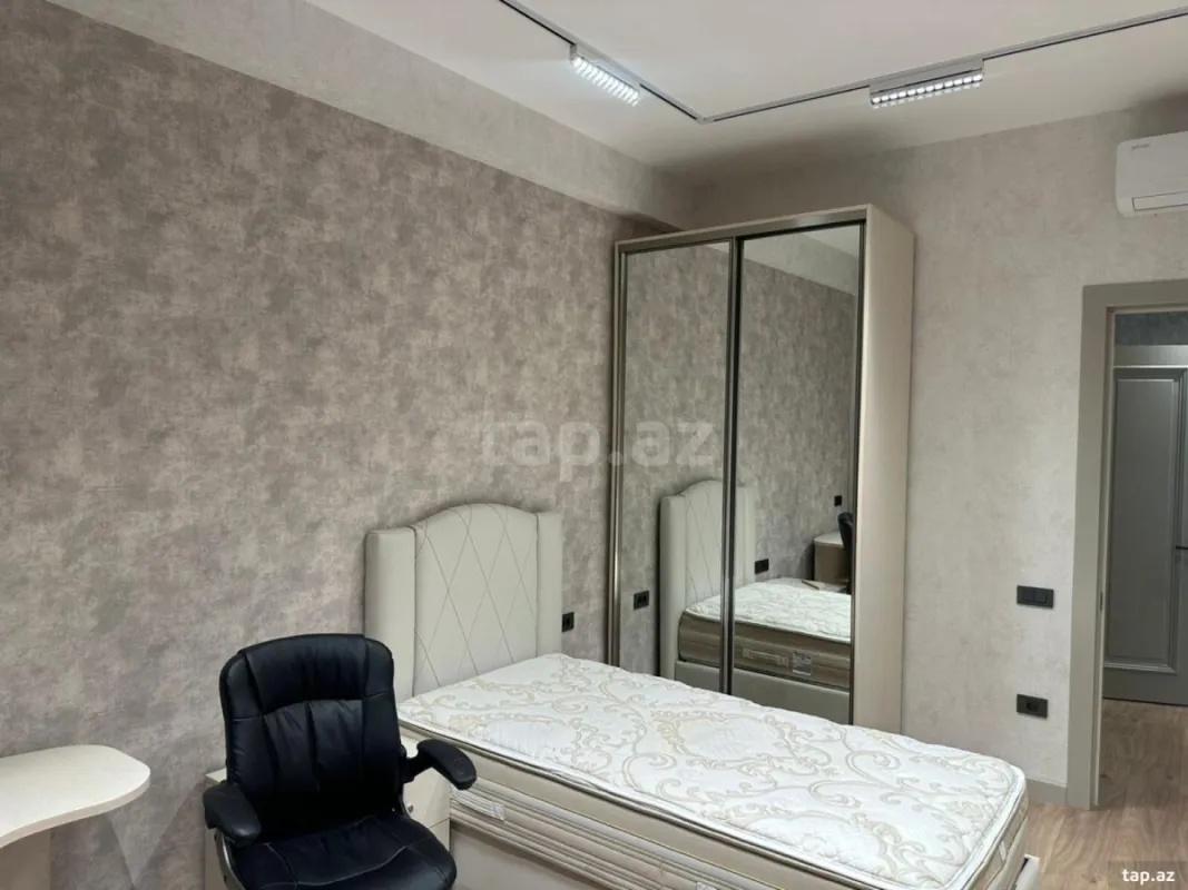 Kirayə verilir 3 otaqlı yeni tikili 95 m²