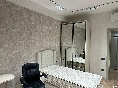 Kirayə verilir 3 otaqlı yeni tikili 95 m²