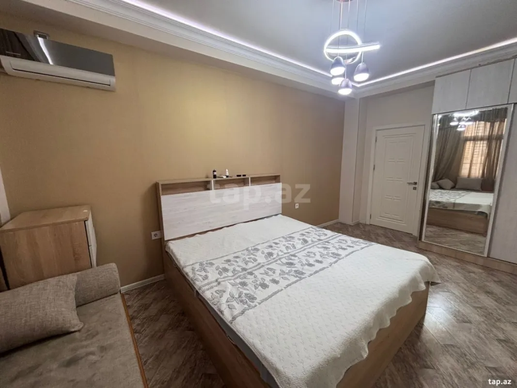 Kirayə verilir 3 otaqlı yeni tikili 120 m²