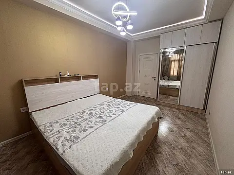 Kirayə verilir 3 otaqlı yeni tikili 120 m²