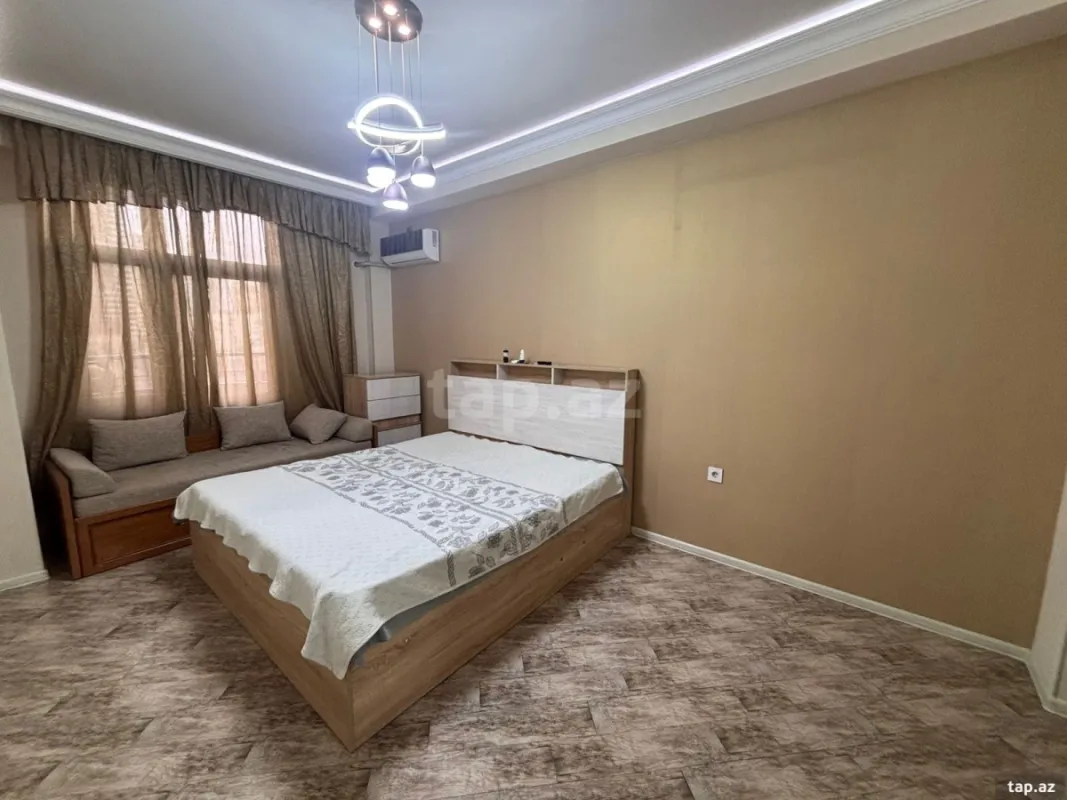 Kirayə verilir 3 otaqlı yeni tikili 120 m²