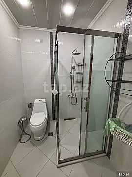 Kirayə verilir 3 otaqlı yeni tikili 120 m²