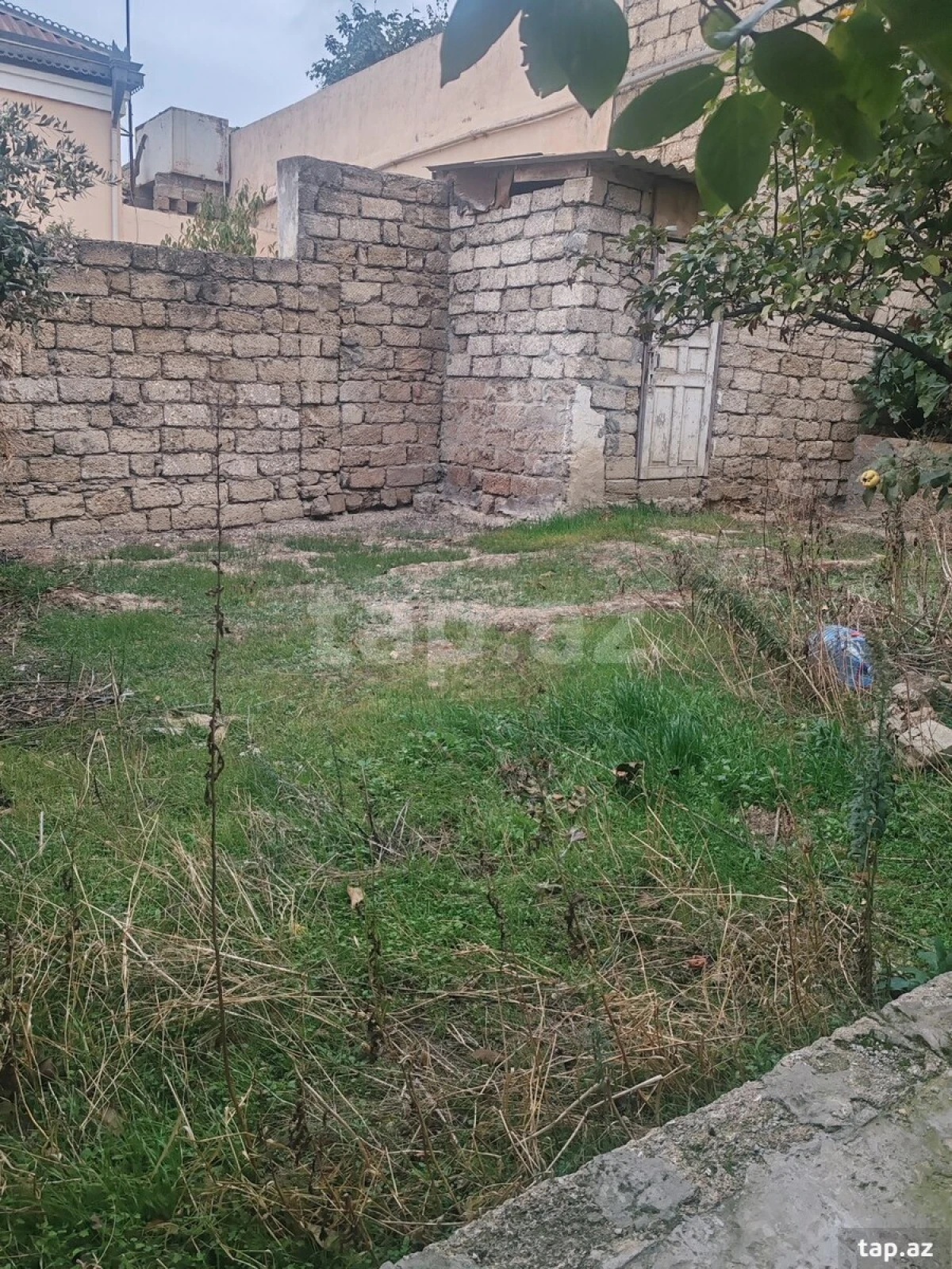 Satılır 4 otaqlı həyət evi