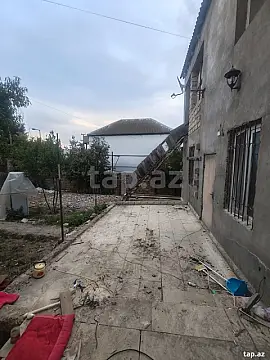 Satılır 4 otaqlı həyət evi