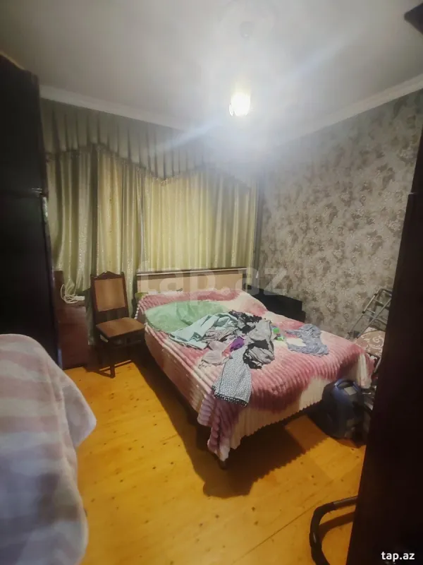 Satılır 4 otaqlı həyət evi