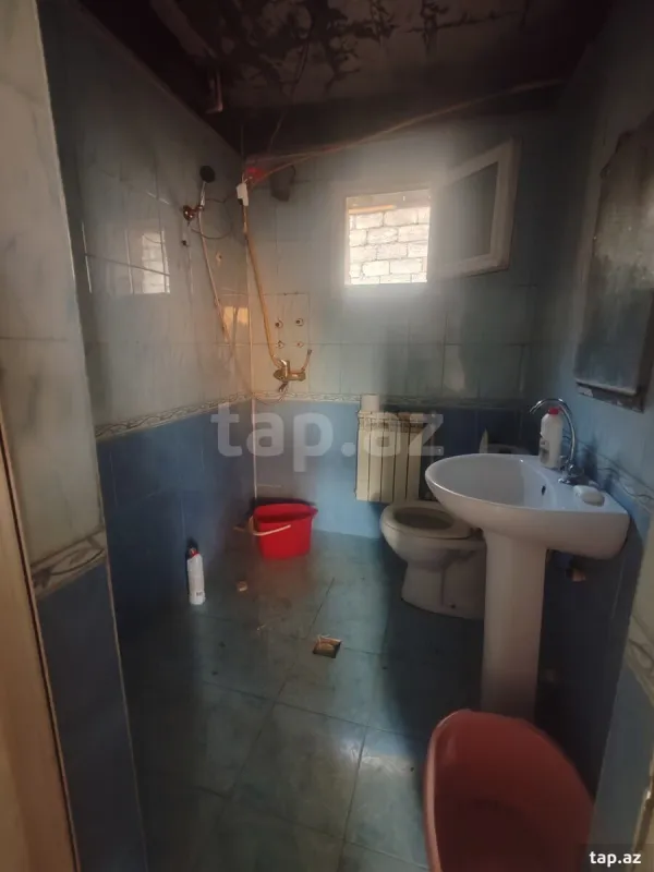 Satılır 4 otaqlı həyət evi