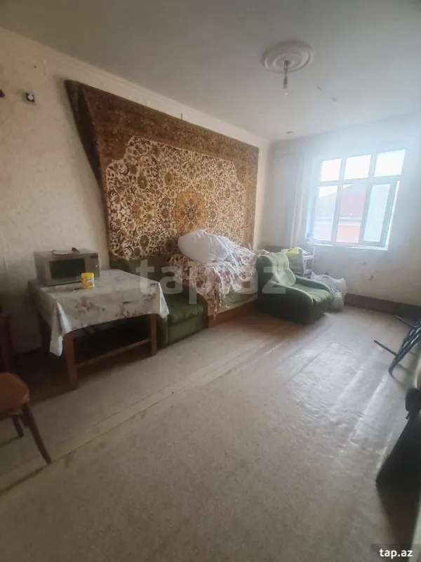 Satılır 4 otaqlı həyət evi