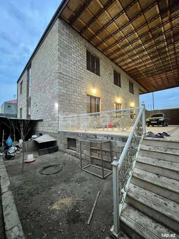 Kirayə verilir 4 otaqlı həyət evi 186 m²