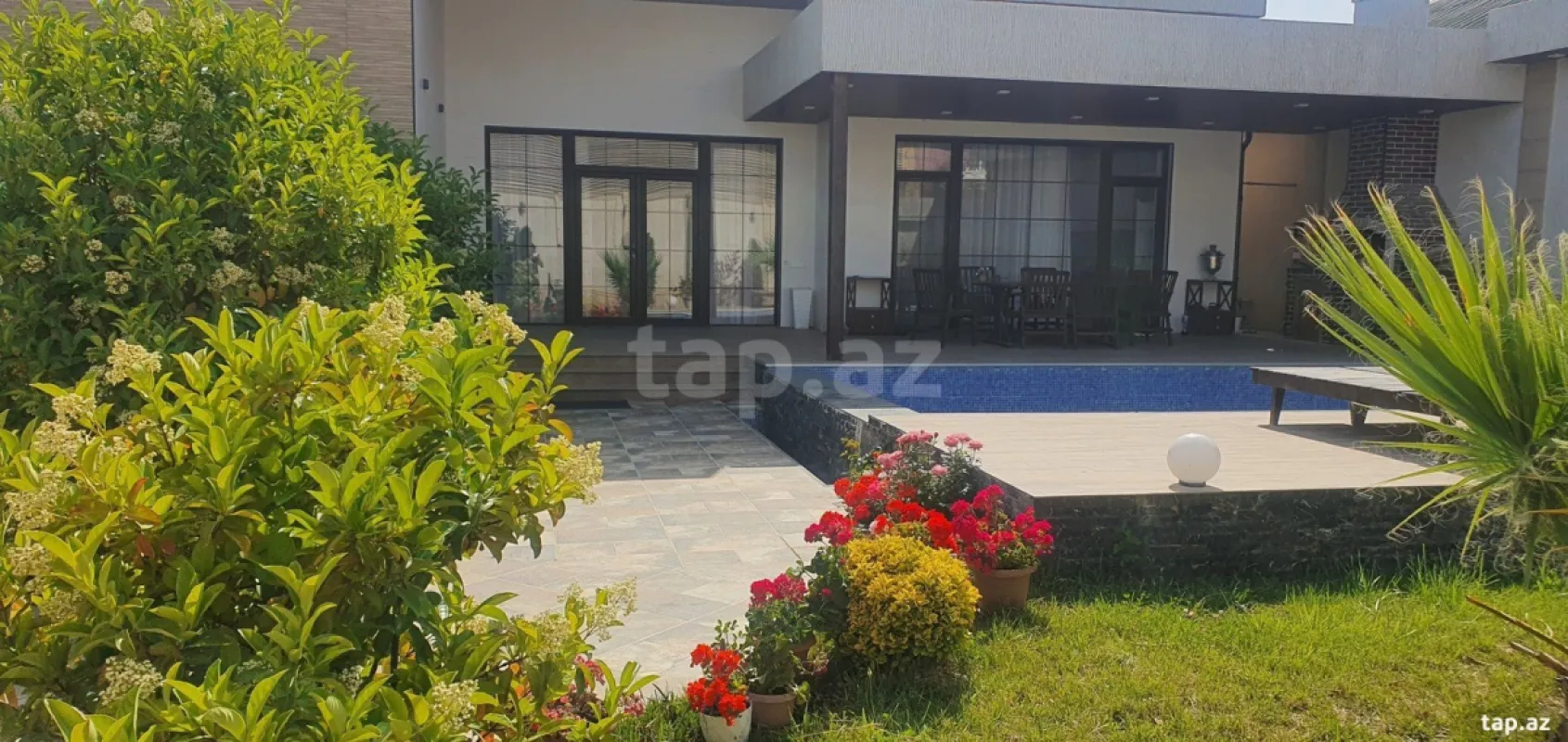 Kirayə verilir 3 otaqlı həyət evi