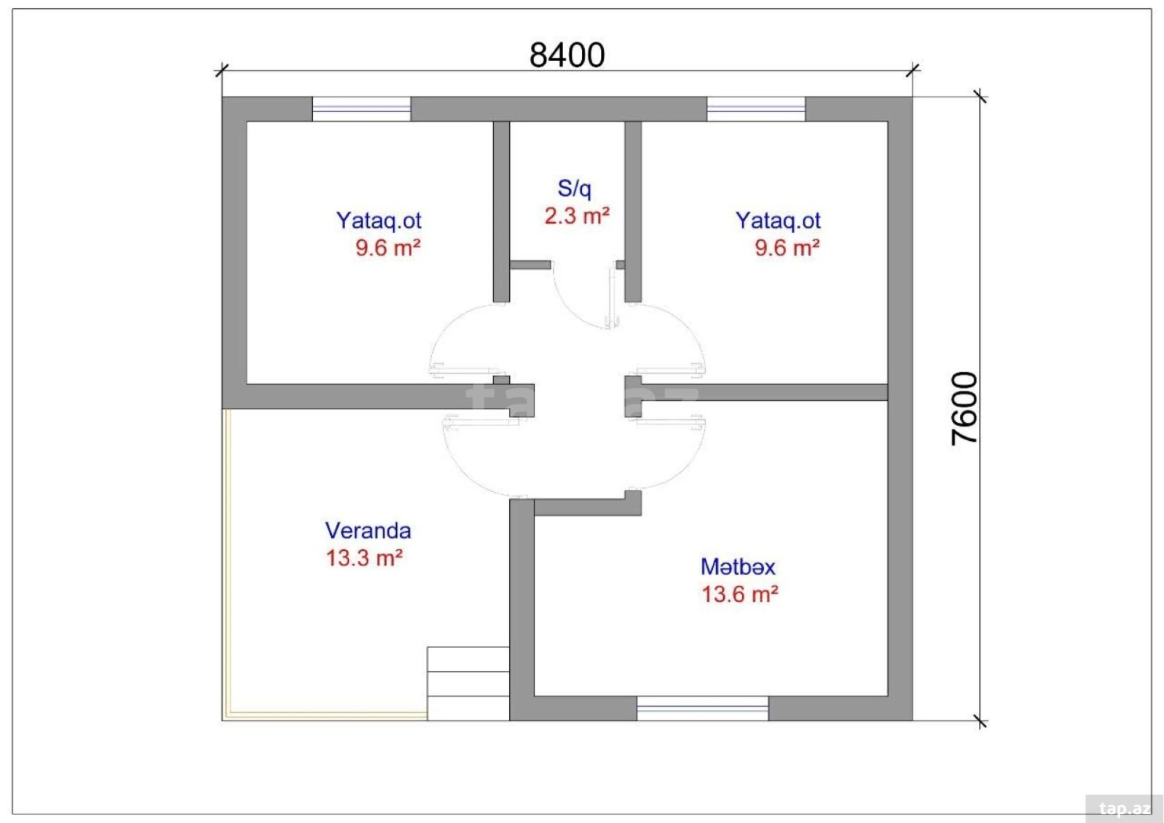 Satılır 18 otaqlı həyət evi