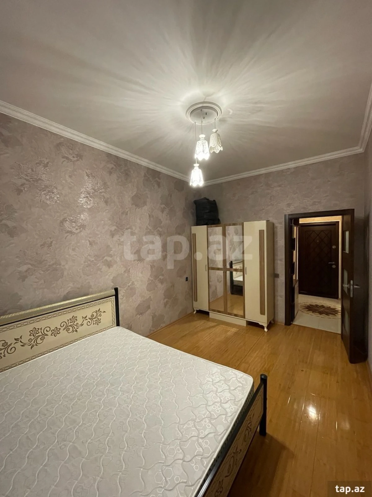 Kirayə verilir 2 otaqlı yeni tikili 60 m²