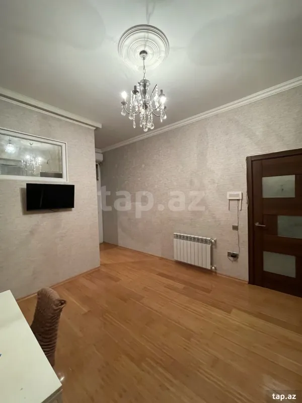Kirayə verilir 2 otaqlı yeni tikili 60 m²