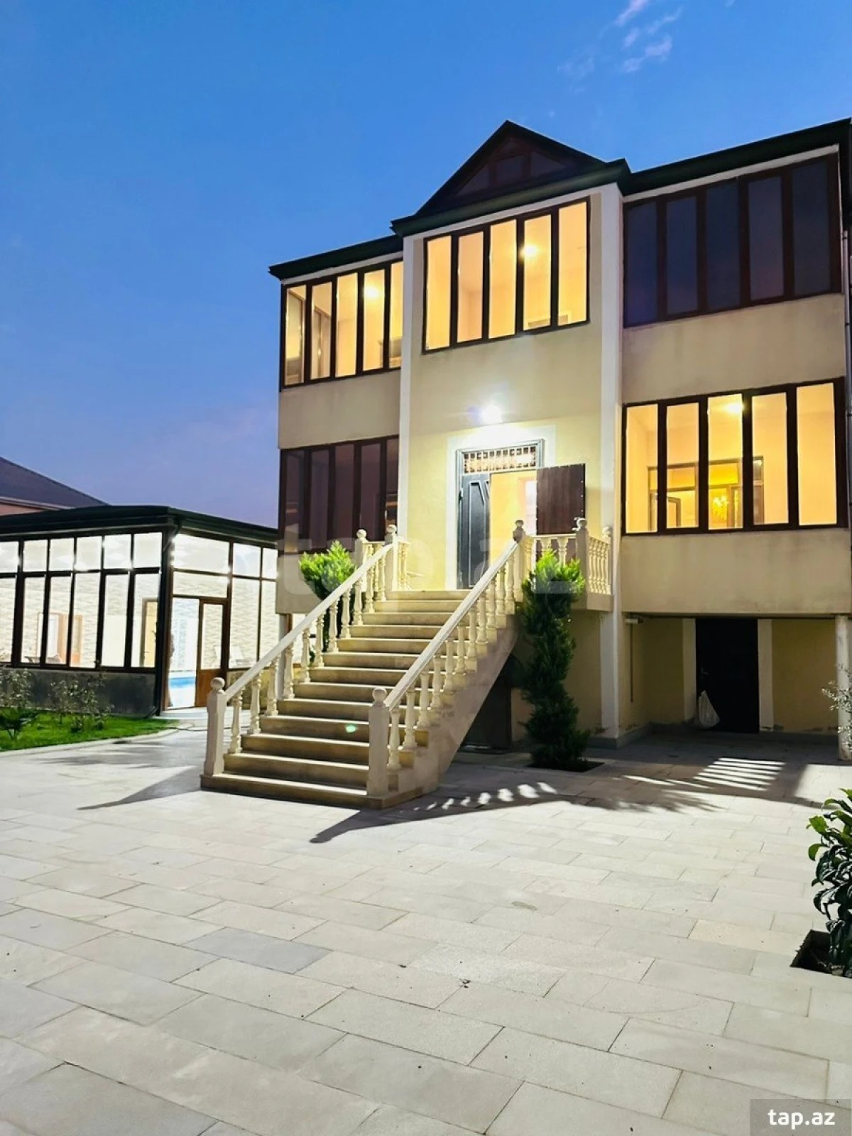 Kirayə verilir 6 otaqlı həyət evi