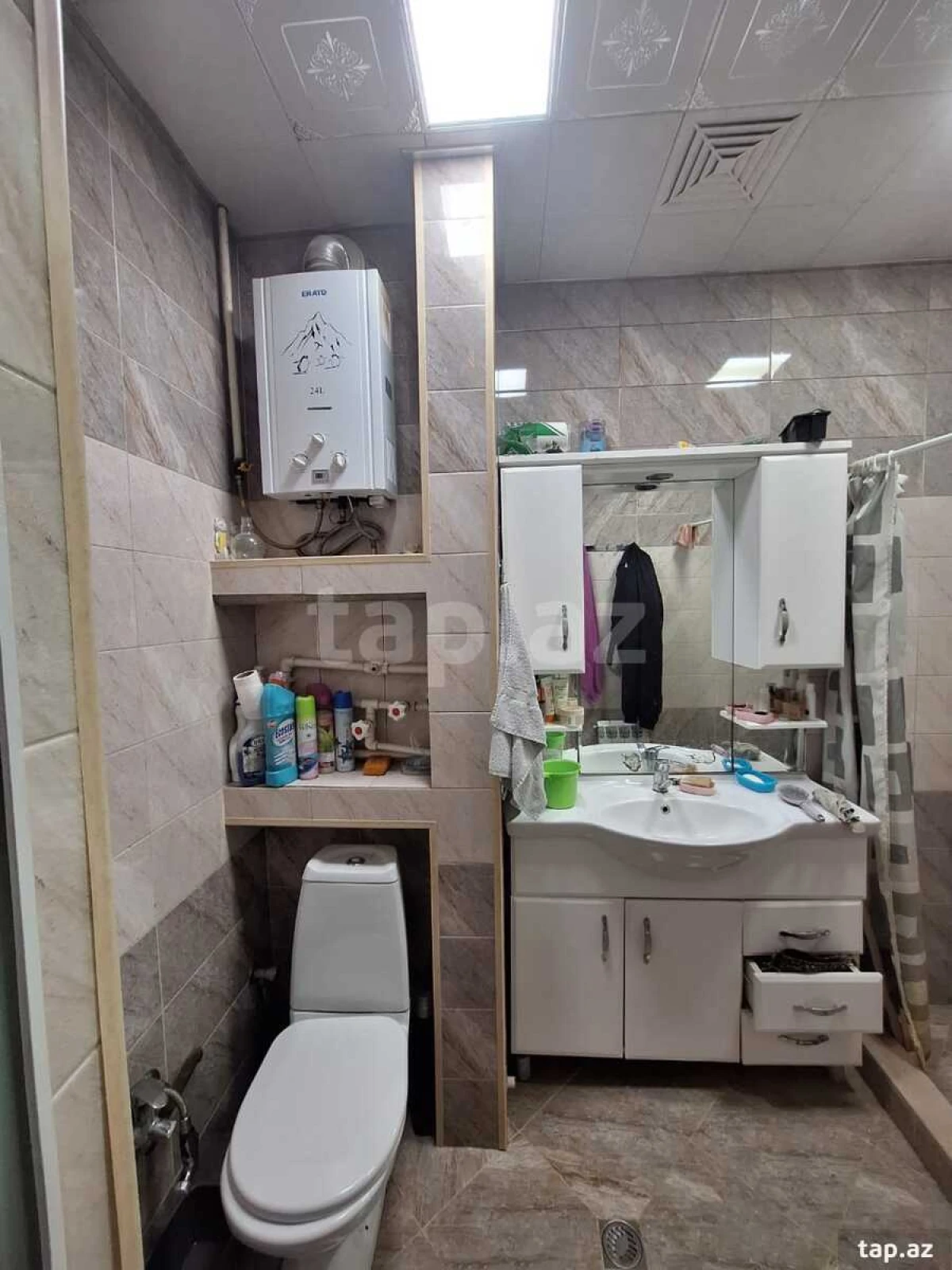 Satılır 2 otaqlı mənzil 60 m²