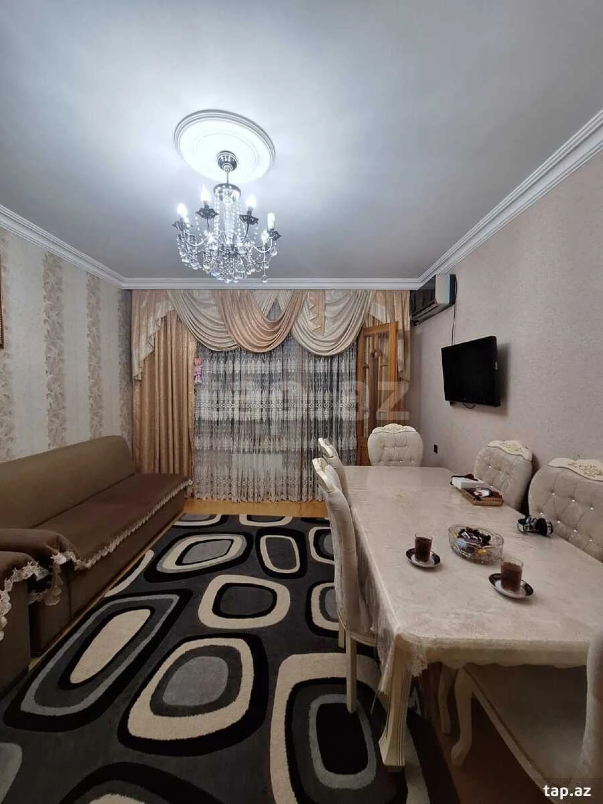 Satılır 2 otaqlı mənzil 60 m²