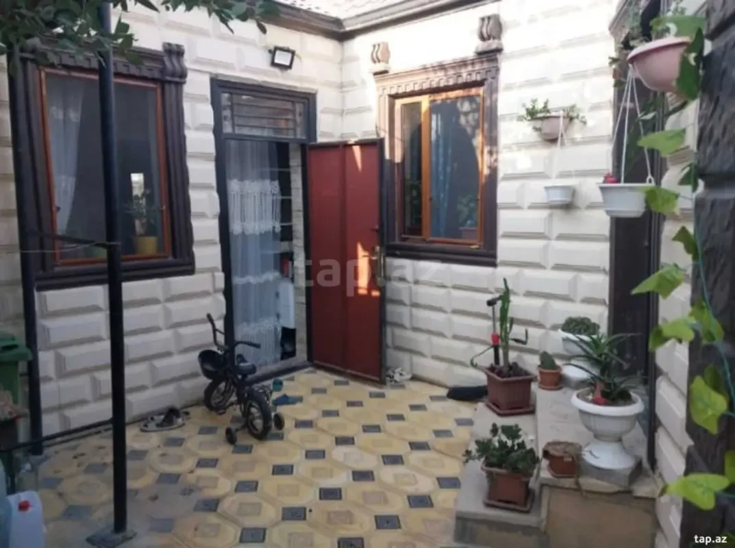 Satılır 3 otaqlı həyət evi 70 m²