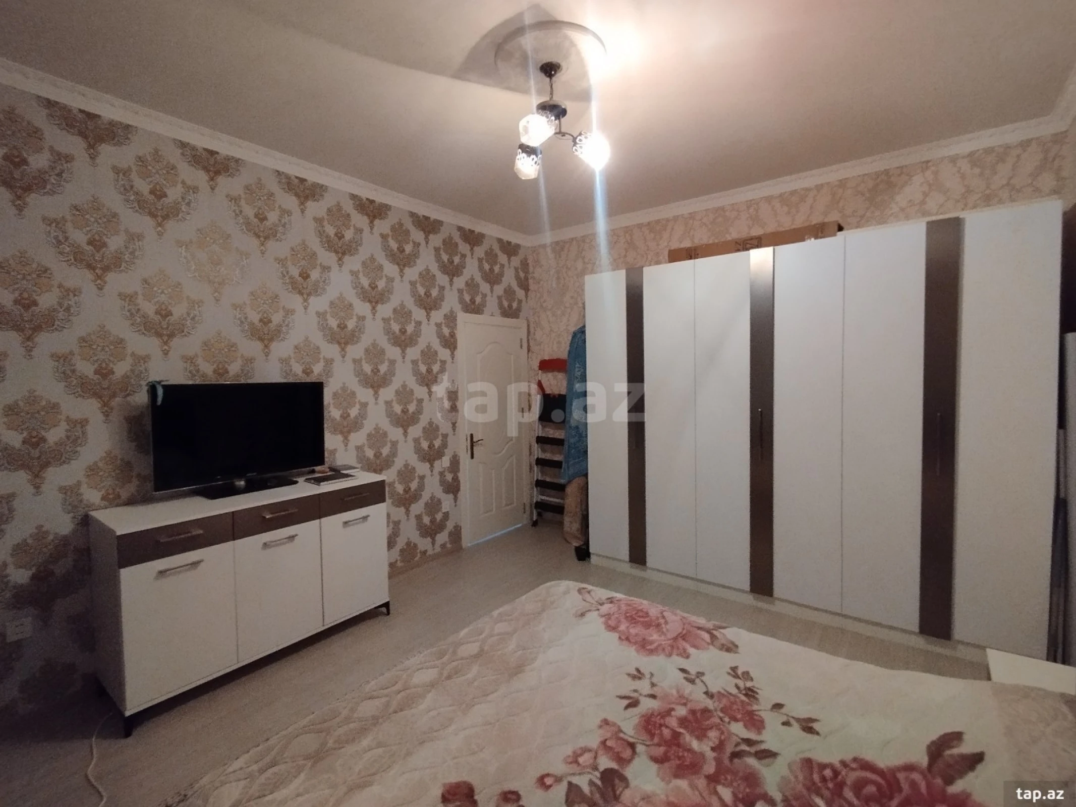 Satılır 3 otaqlı həyət evi