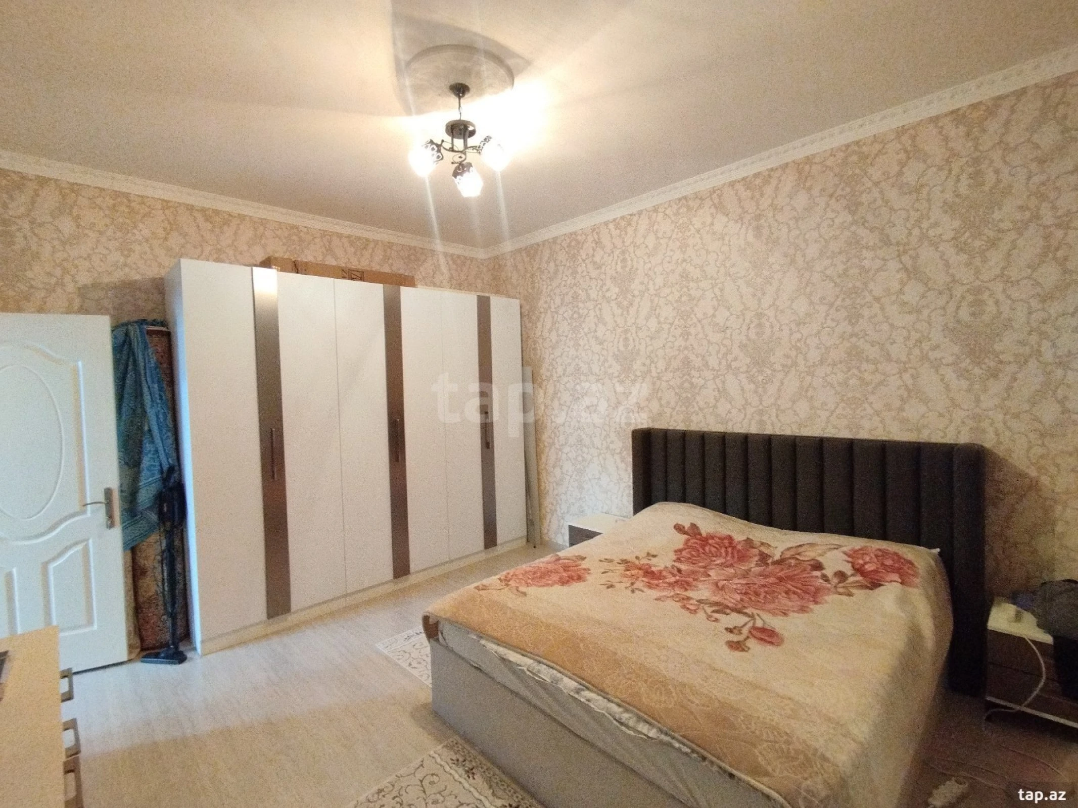 Satılır 3 otaqlı həyət evi