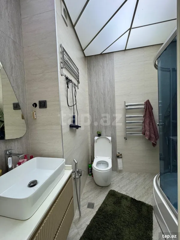 Satılır 2 otaqlı yeni tikili 75 m²