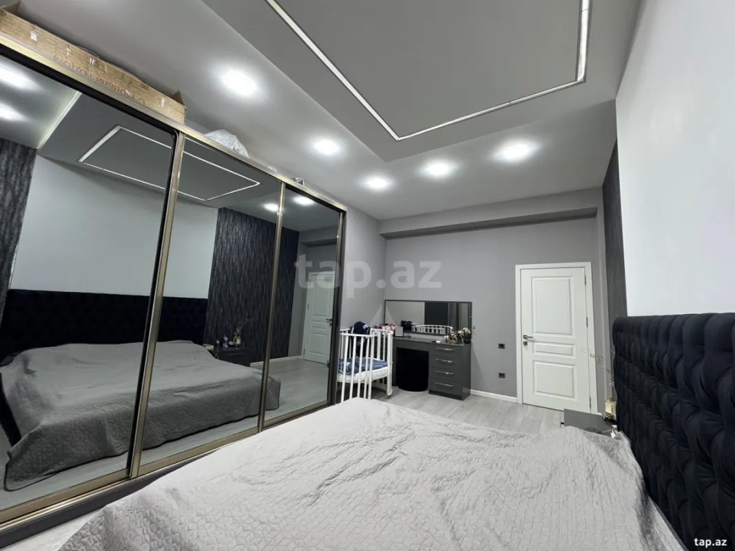 Satılır 2 otaqlı yeni tikili 75 m²