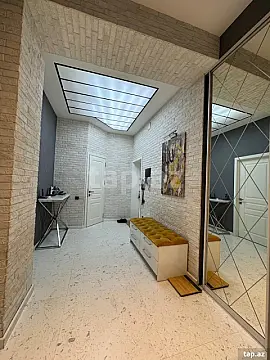 Satılır 2 otaqlı yeni tikili 75 m²