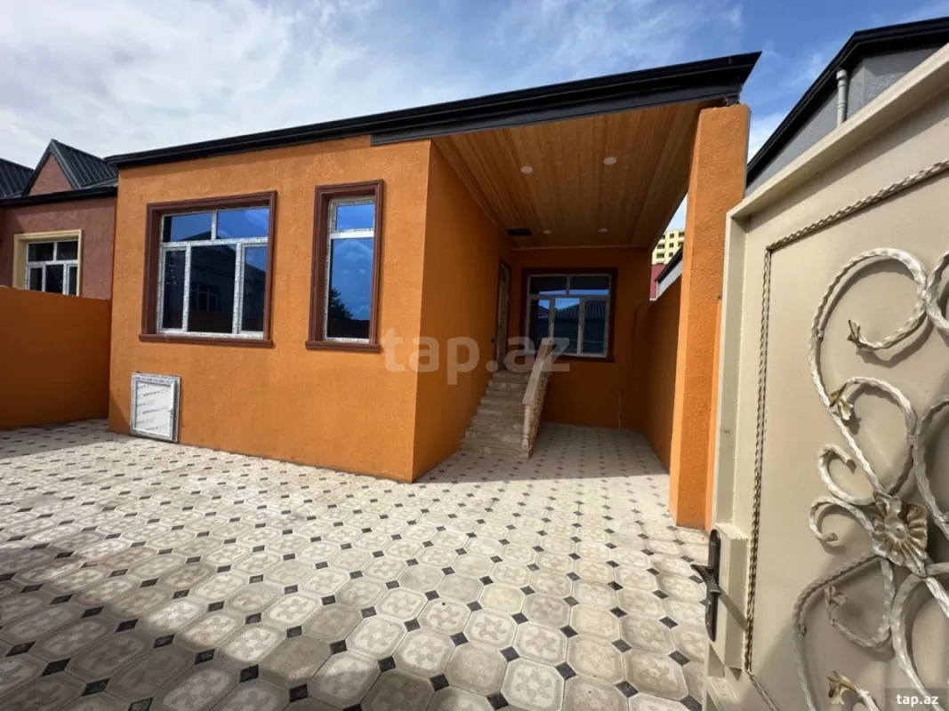 Satılır 3 otaqlı həyət evi